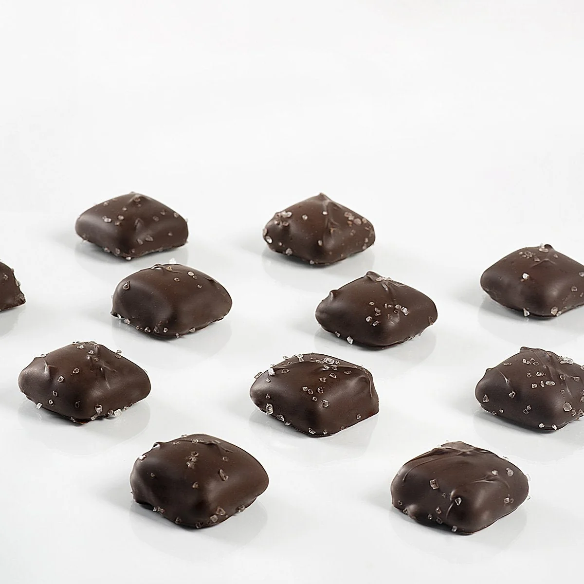 Sanders Candy - Boulevard Collection Dark Chocolate Sea Salt Caramels 7 oz. Box - Image 4